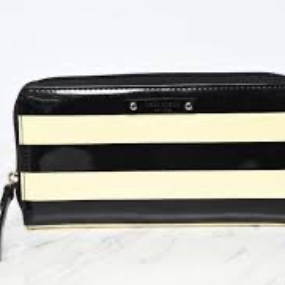 Kate Spade Neda Penn Valley Wallet - Picture 2 of 7